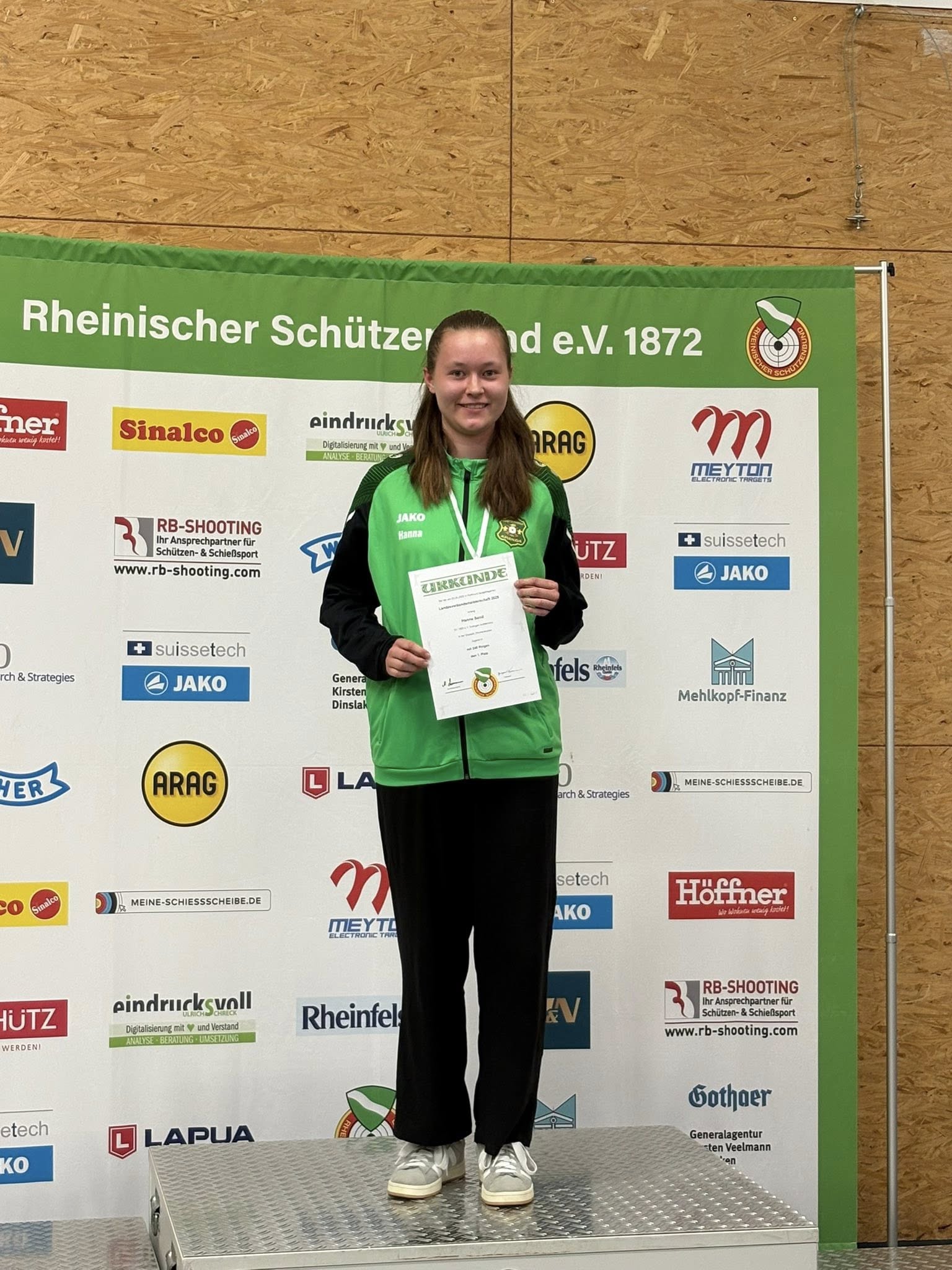 Hanna bei der Siegerehrung
